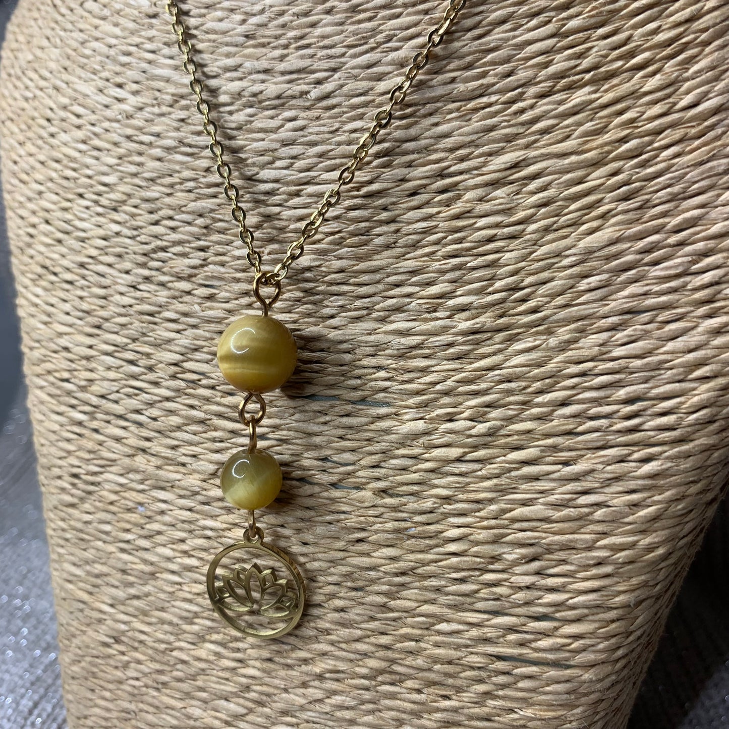 Collier de dos « Aura doré »