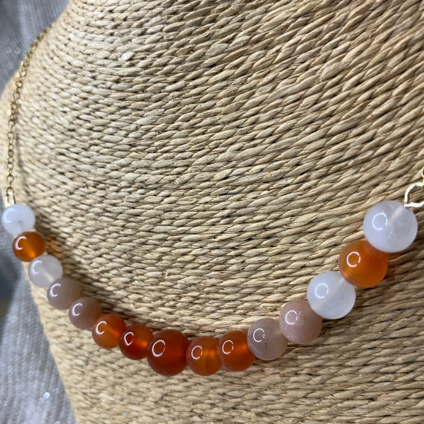 Collier « Féminin sacré »