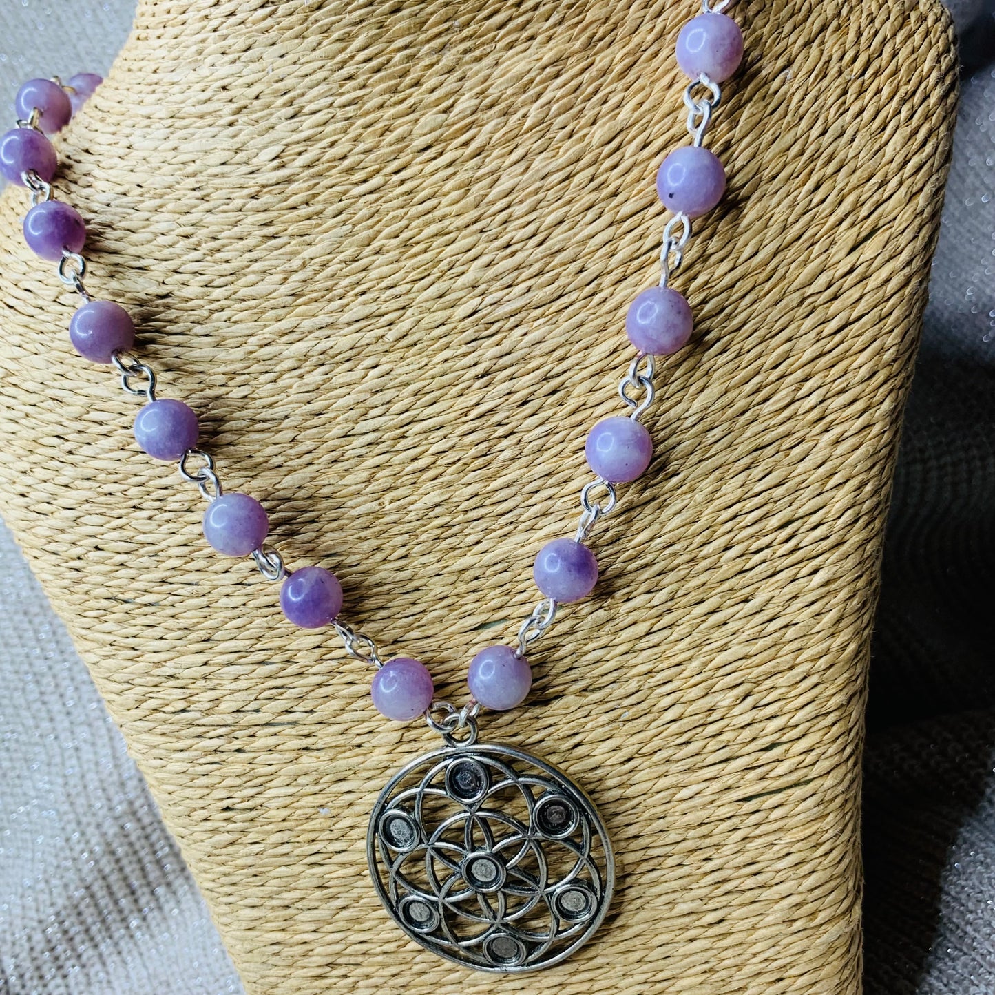 Collier « Fleur de Sagesse »