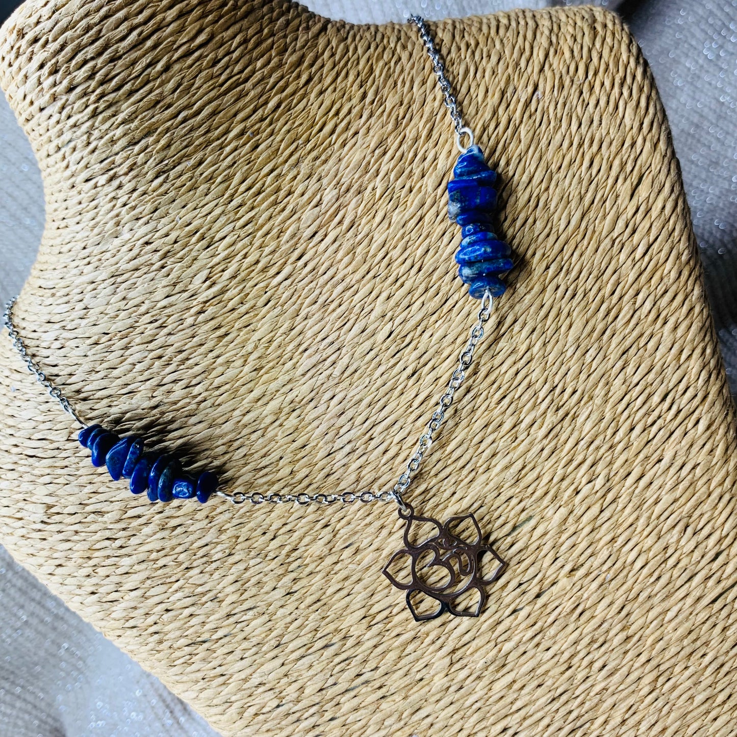 Ras de cou « Voie Sacrée »